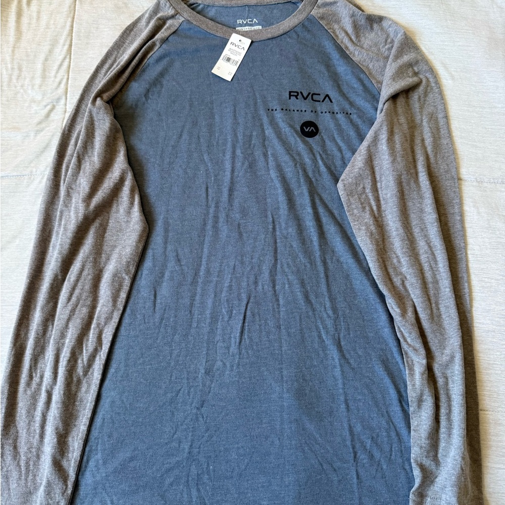 RVCA Men's Two-Tone Blue and Gray Long Sleeve Tee